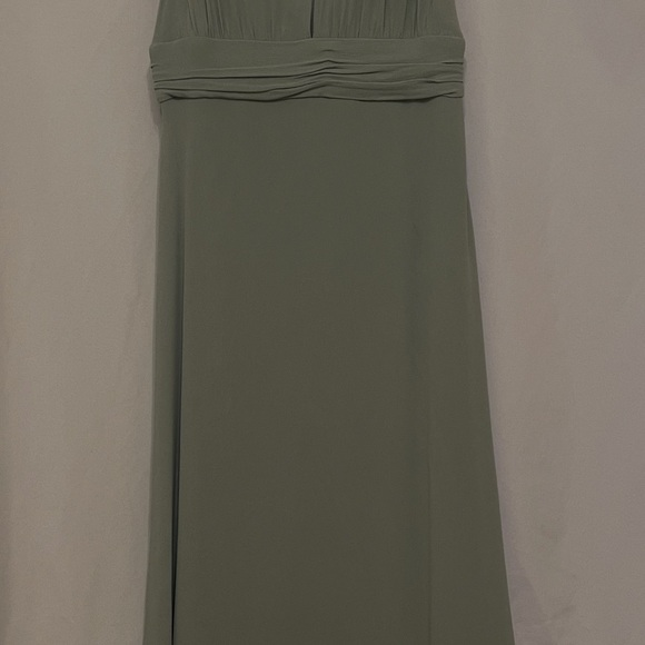 Reformation Rosalind Green Sleeveless Plunge Gown - Picture 5 of 10
